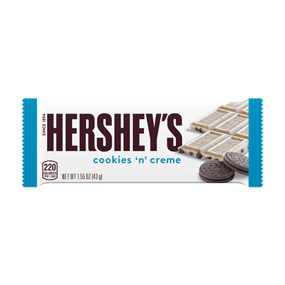 A Twice as Sweet Hersheys Cookies N Creme Bar 43g (USA) in its wrapper, featuring creamy white chocolate with crunchy cookie bits—an iconic American favorite.